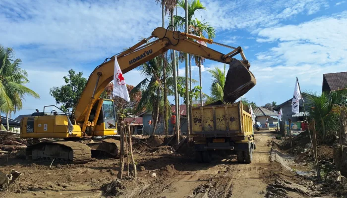 PMI Aceh Percepat Pemulihan Pascabanjir di Pidie Jaya Dengan Program Pembersihan Kawasan Pemukiman