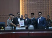 Sampaikan LKPJ 2025, Gubernur Aceh Muzakir Manaf Dorong Pembangunan Berkelanjutan