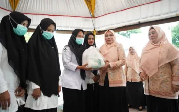 Dharma Wanita Persatuan Aceh Salurkan Bantuan bagi Keluarga ASN Terdampak Bencana