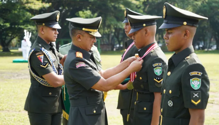 Pangdam IM Pimpin Penutupan Dikmaba Infanteri TNI AD Gelombang I TA 2026 di Rindam Iskandar Muda