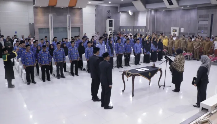 Walikota Illiza Lantik 66 Pejabat Eselon III dan IV di Lingkungan Pemko Banda Aceh