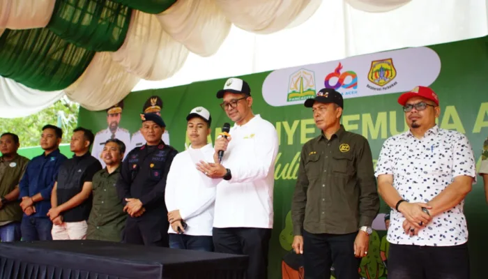 Dispora Aceh dan IPMAT Banda Aceh Gelar Kampanye Pemuda Peduli Lingkungan