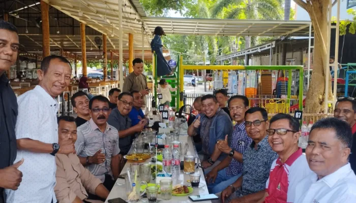 Teuku Dahsya Jalin Silaturahmi dengan Wartawan Banda Aceh Saat Pulang Kampung