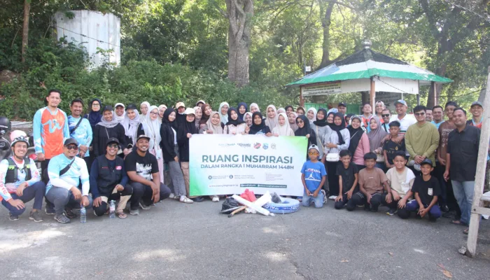 Peringati 1 Muharram, Weng Bacut Community Gelar Aksi Sosial dan Ziarah di Makam Hamzah Fansuri