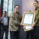 Sekda Nasir Raih Anugerah SMSI Sebagai Tokoh Inspiratif Nasional 2026