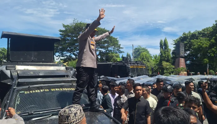 Polri Berikan Penghargaan kepada Kapolda Aceh dan Personel atas Dedikasi dan Keberanian dalam Menjalankan Tugas di Aceh