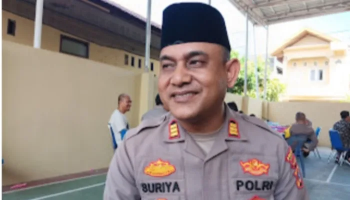 Kapolsek Ulee Kareng Imbau Warga Kibarkan Bendera Merah Putih Selama Bulan Agustus