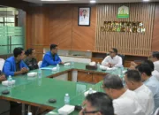 Terima Audiensi Senat Mahasiswa UIN Ar-Raniry, Plt Sekda Aceh Paparkan Progress Penanganan Pasca Bencana ‎