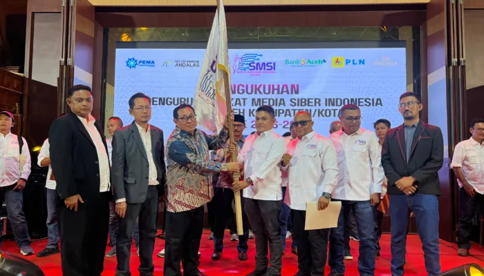 SMSI Aceh Besar Resmi Dikukuhkan, Zulfikar Terima SK Kepengurusan