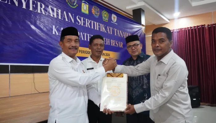 Wabup Syukri Apresiasi Sertifikasi Tanah Waqaf di Aceh Besar